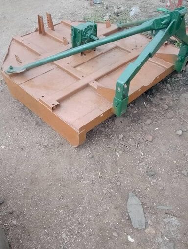 Bain tractor grass mower