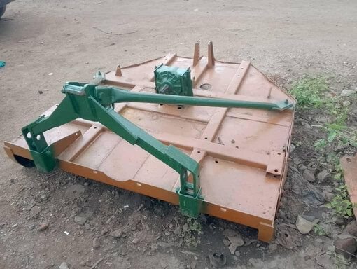 Bain tractor grass mower