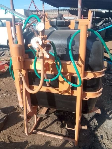 600 litre Boom Spray