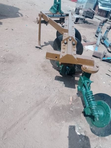 3 dish plough P11 Bain